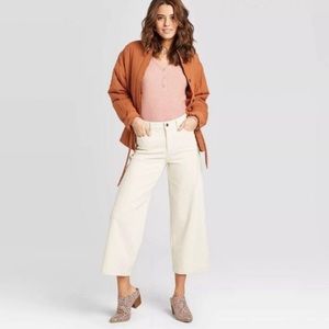 Universal Thread Cream Ecru Wide Leg Crop Pants